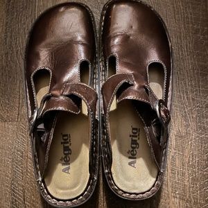 Alegria clogs size 38